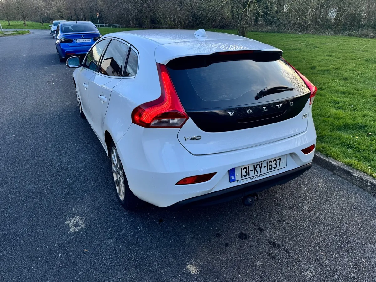 Volvo V40 2013 - Image 3