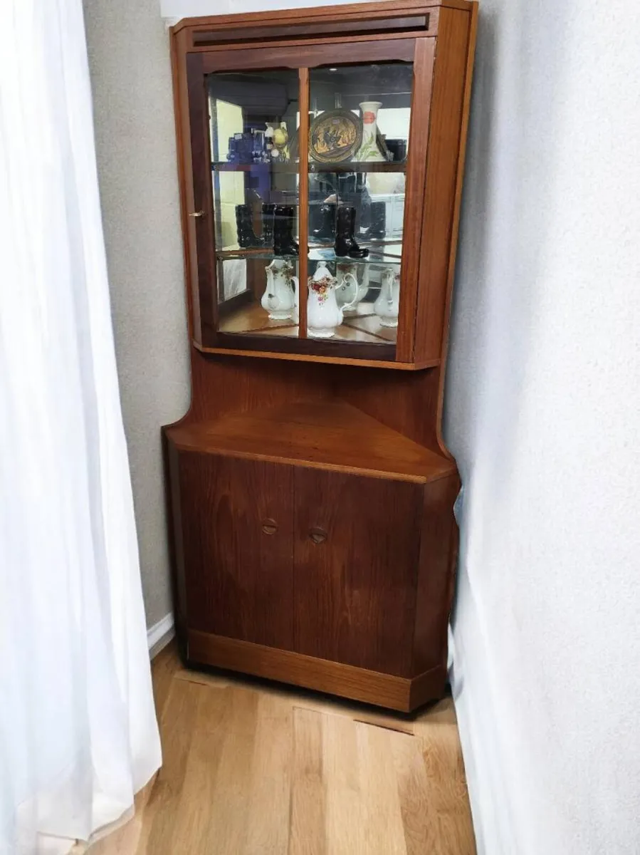 Lovely Teak Corner Unit - Image 1