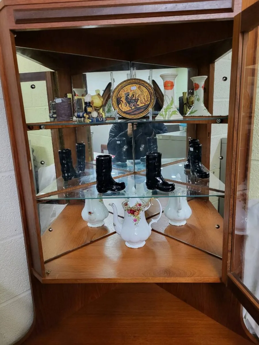 Lovely Teak Corner Unit - Image 2