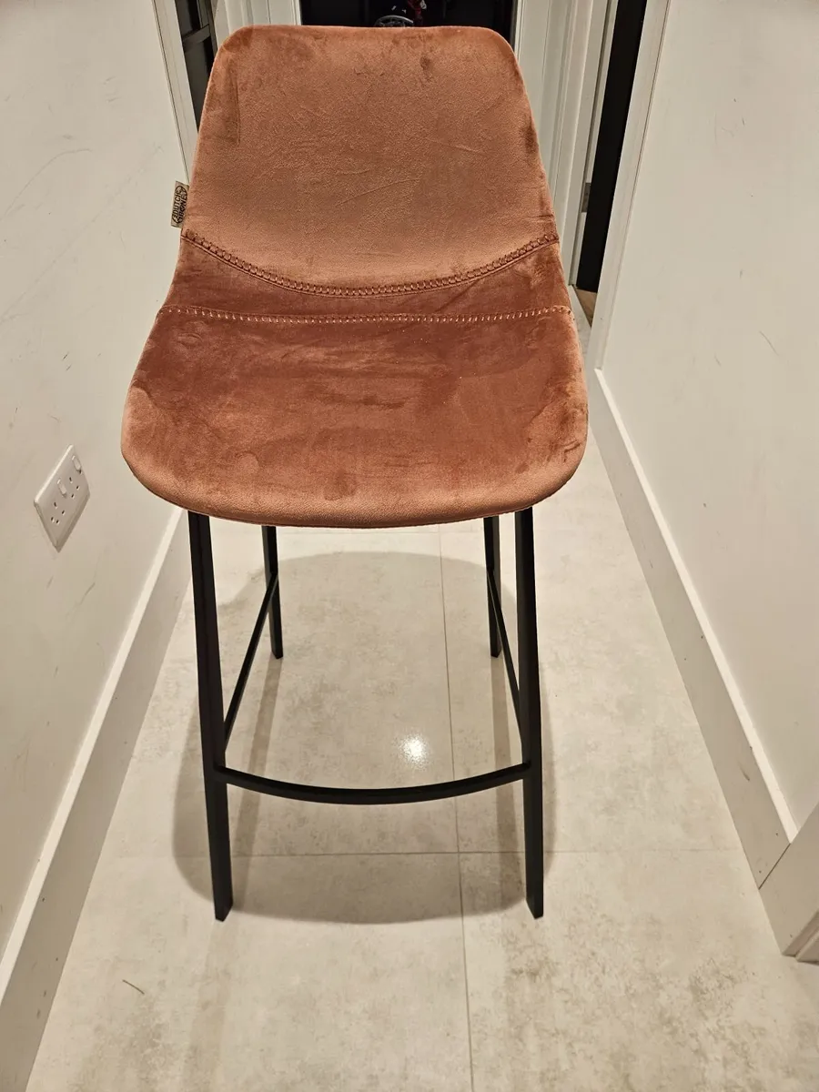 Bar stools - Image 1