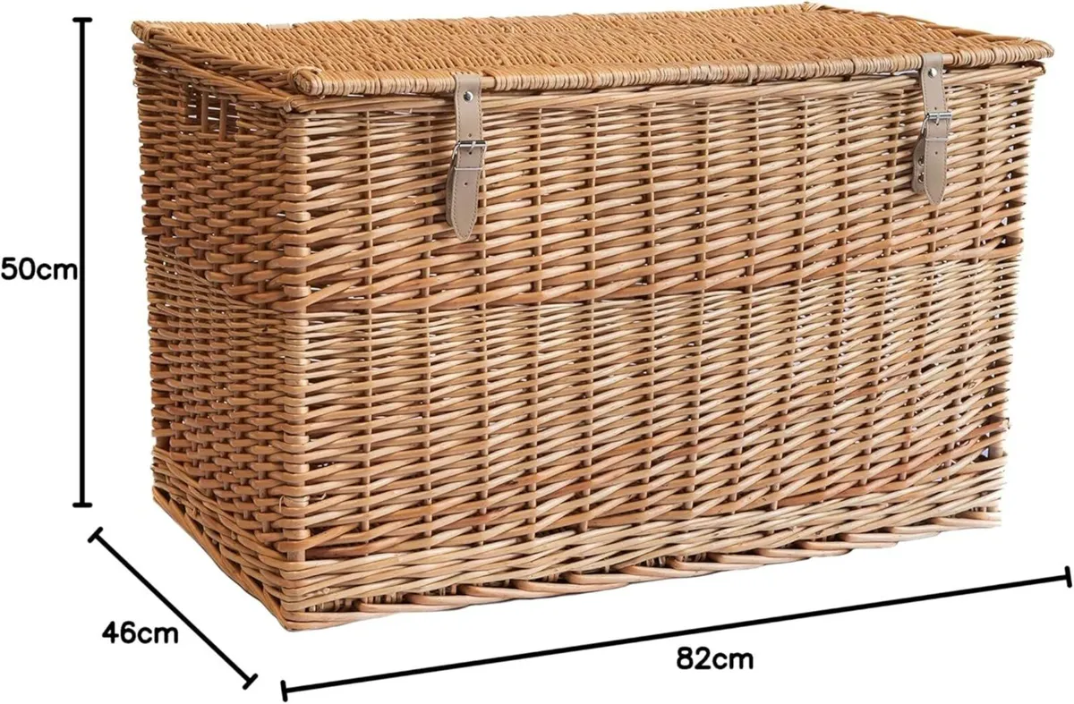 - Lightweight Wicker Storage Trunk Box with Lid - Image 3