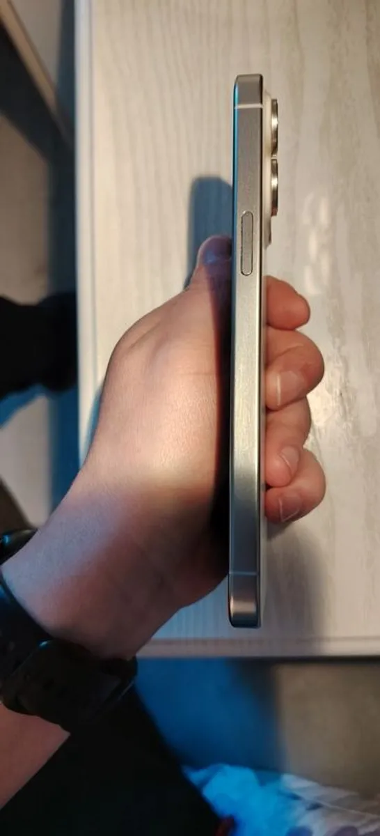 iphone 15 pro max - Image 4