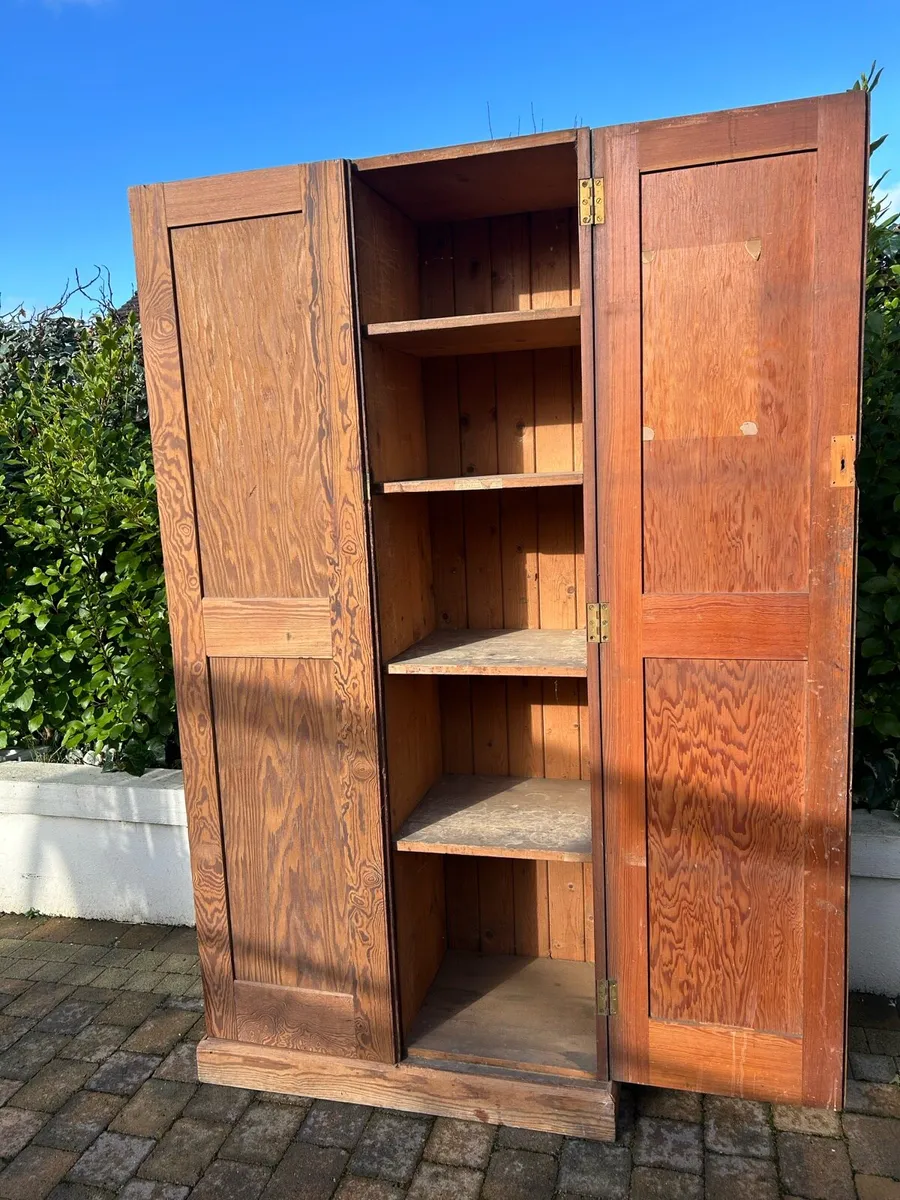 Antique pine pantry cupboard - Image 4