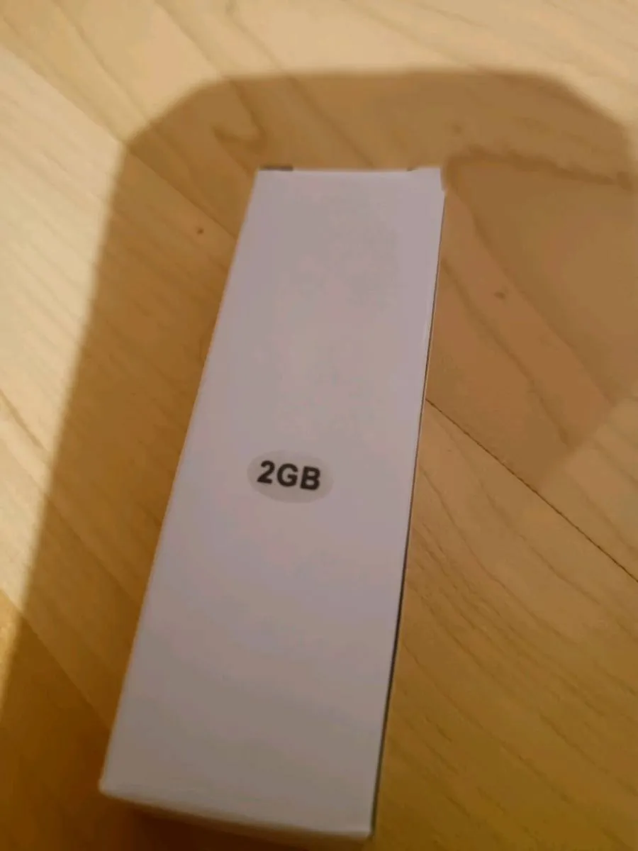 USB FLASH DRIVERS - Image 2