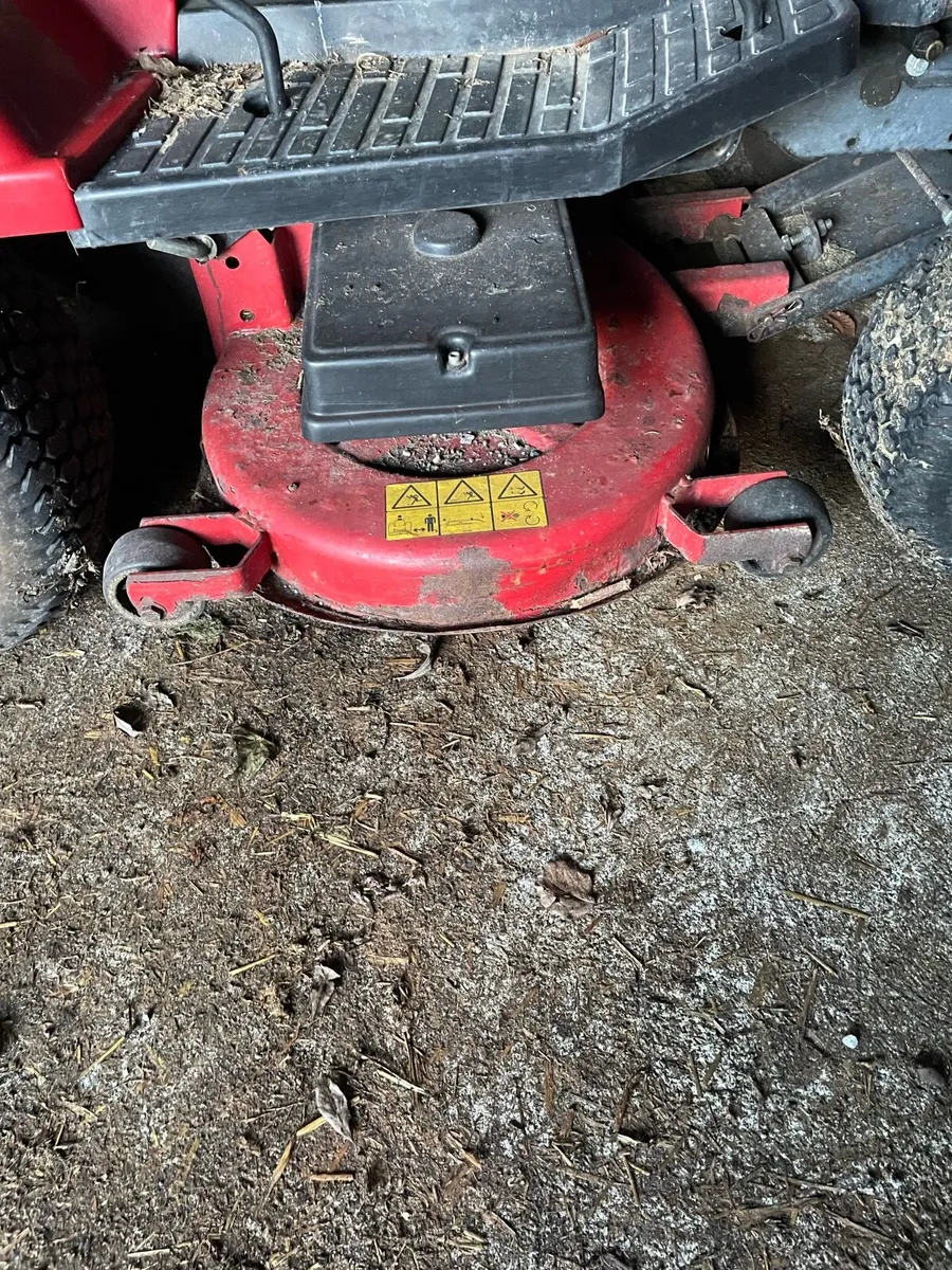 Tractor lawnmower - Image 3