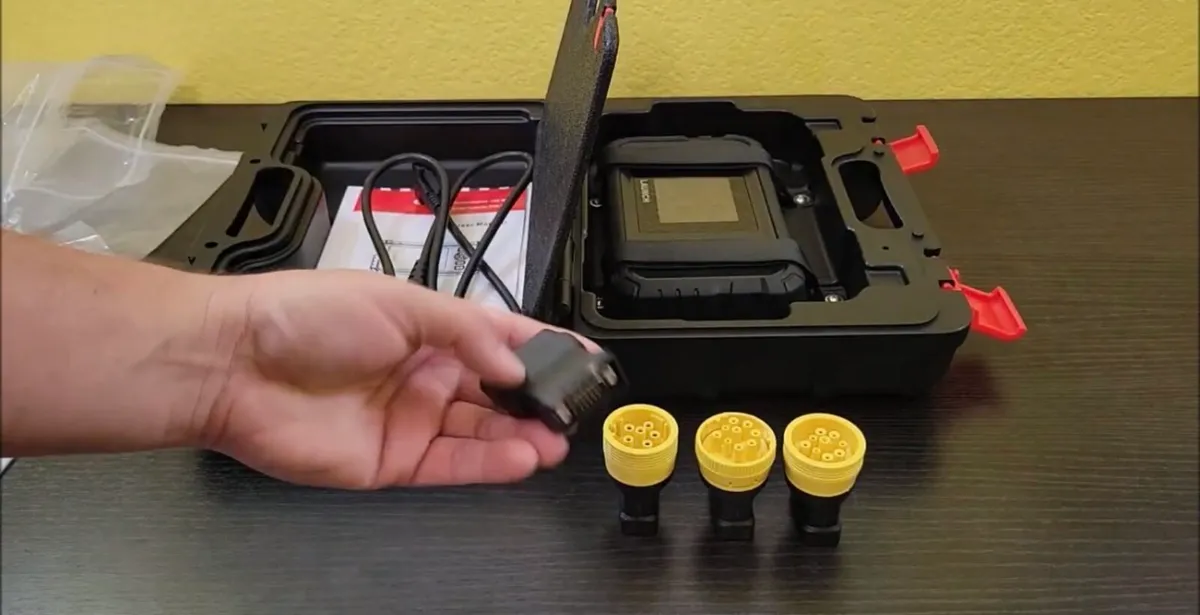 Launch CRP129HD Heavy Duty Truck Scanner 24v - Image 2