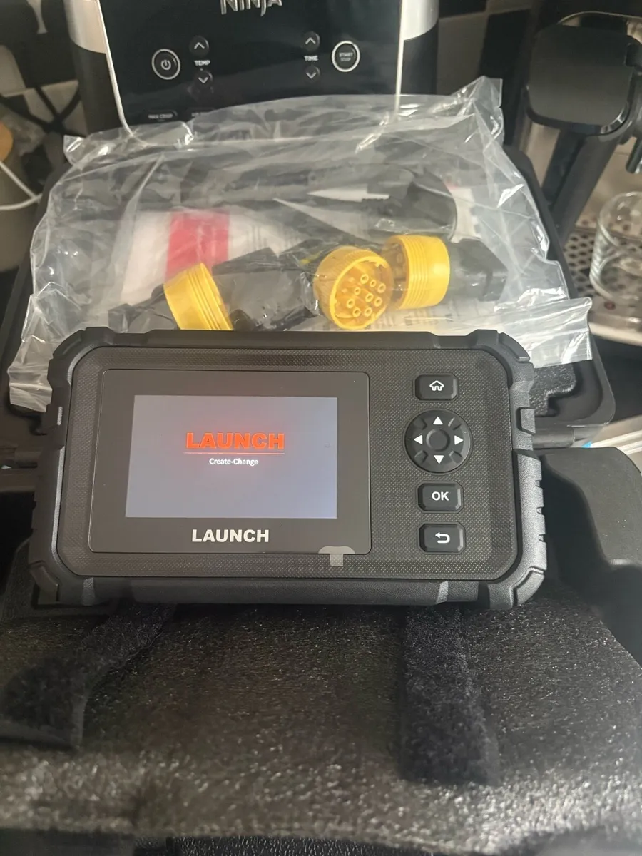 Launch CRP129HD Heavy Duty Truck Scanner 24v - Image 3