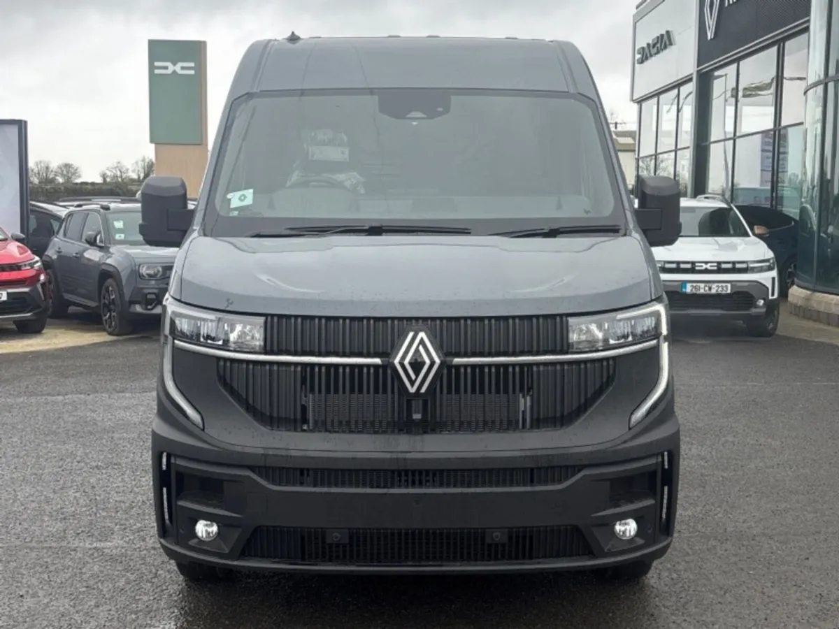 Renault Master MWB 170 URBAN GREY PLUS OPTIONS - Image 2