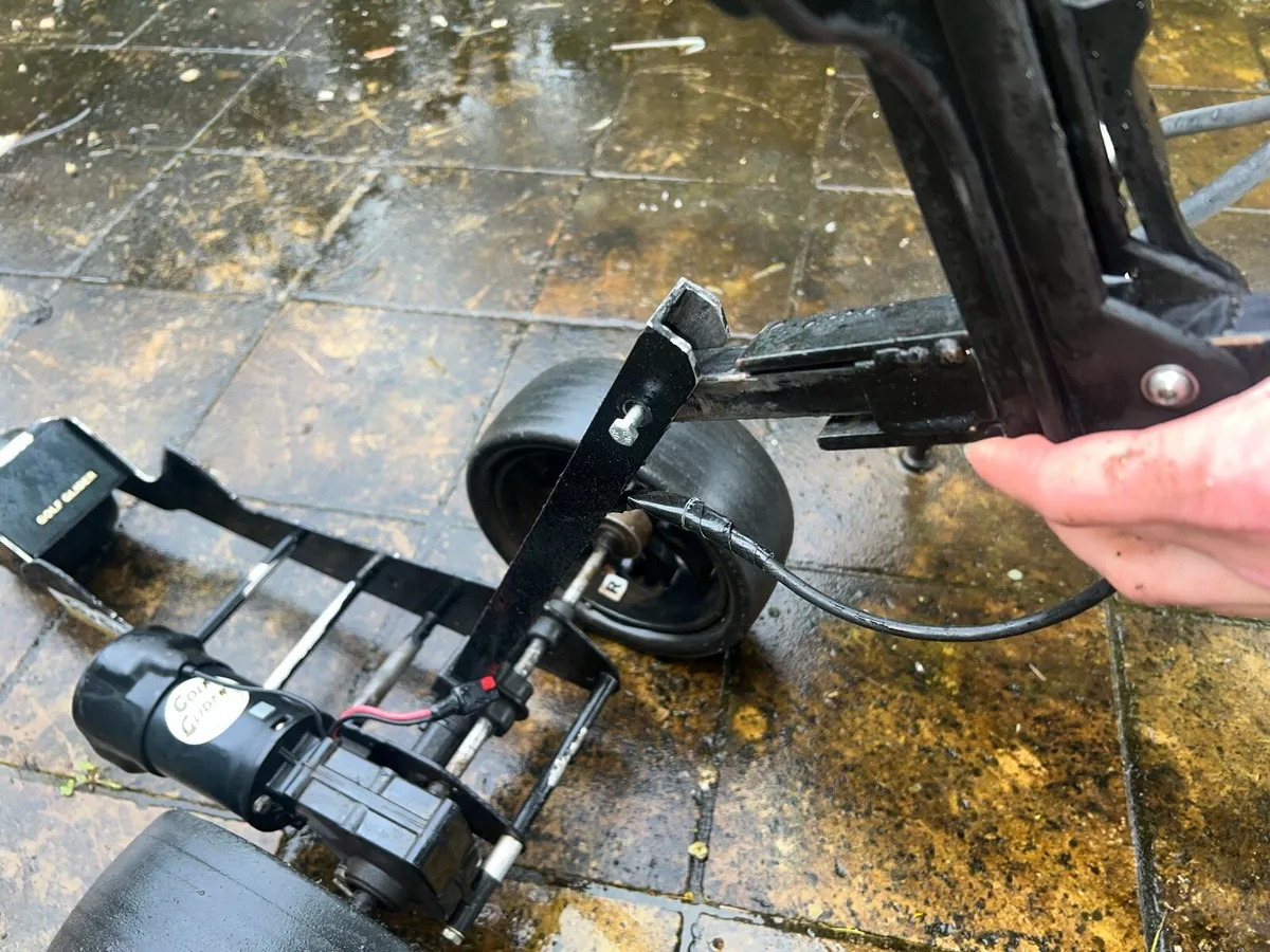 Golf Glider Electric Trolley - Image 3