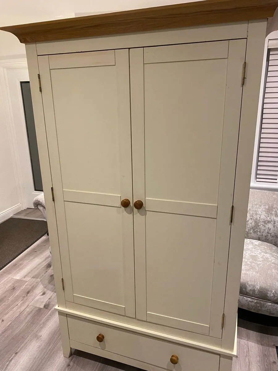 Country Cottage Rustic Wardrobe - Image 3