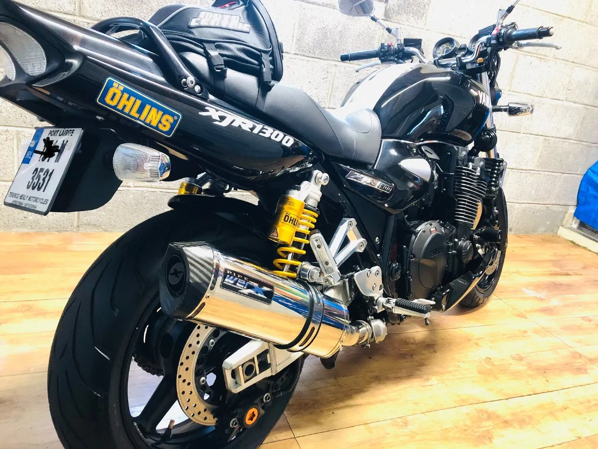 YAMAHA XJR1300 2015 - Image 4