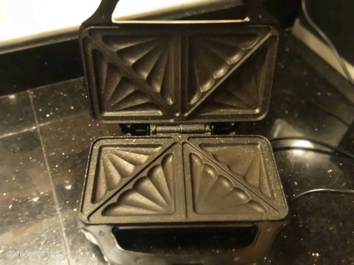 Pancake and crepe maker + sandwich grill - Image 3