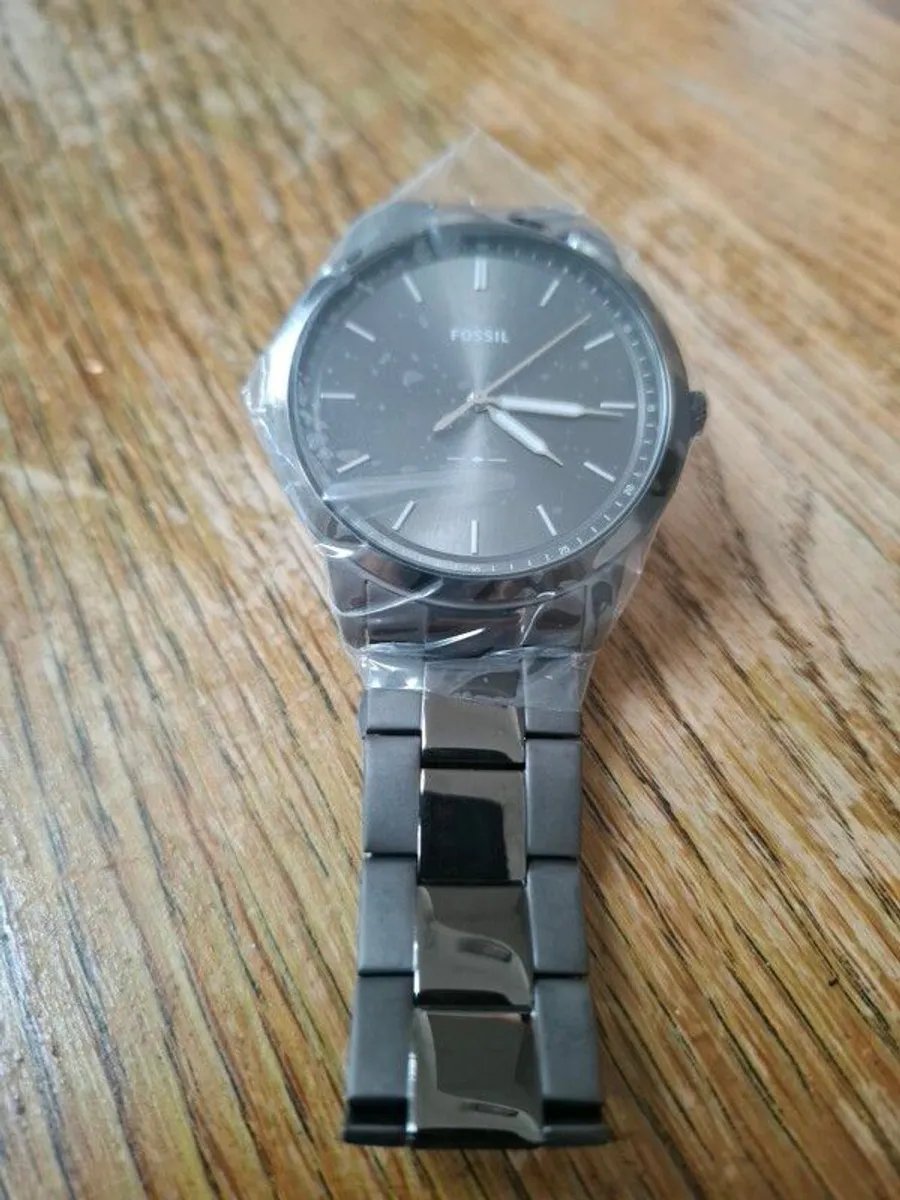 Fossil Watch - Image 2