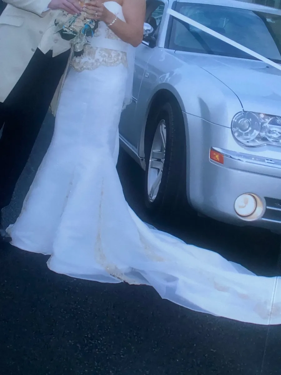 Wedding dress - Image 3