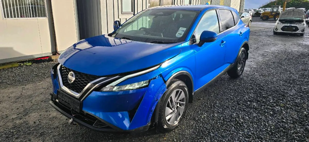 221 NISSAN QASHQAI - Image 1