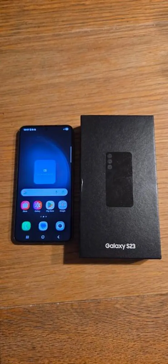 Samsung  S23 - Image 2