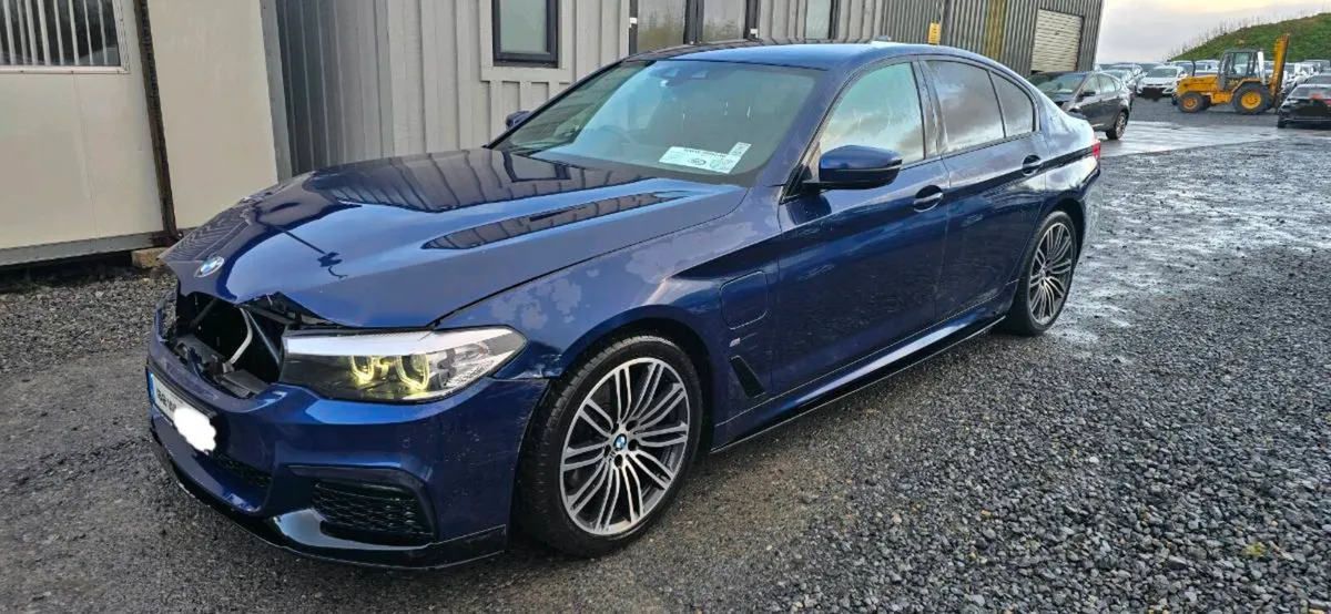 182 BMW 530E M-SPORT - Image 1