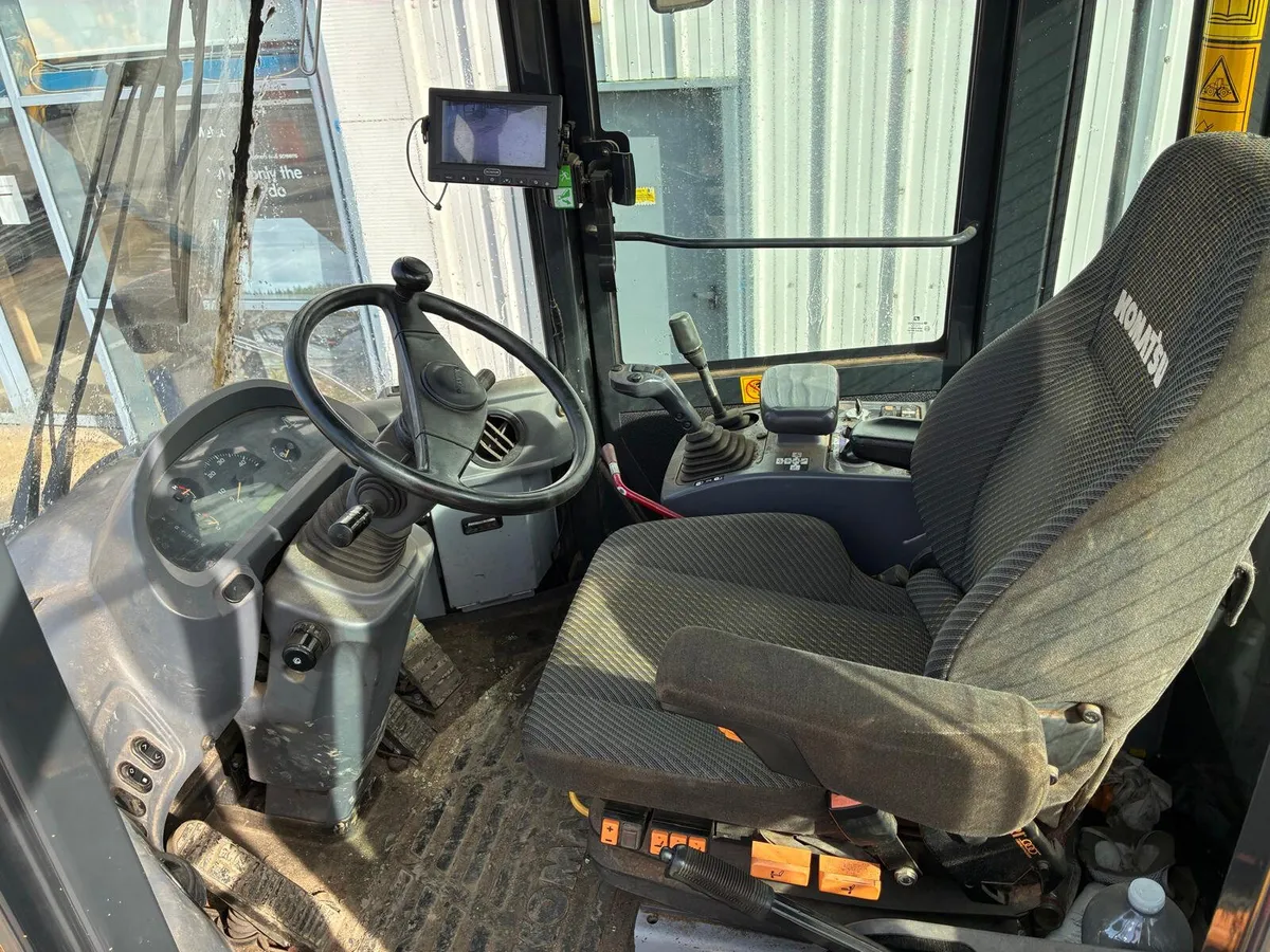 Komatsu WA200PZ-6 - Image 3