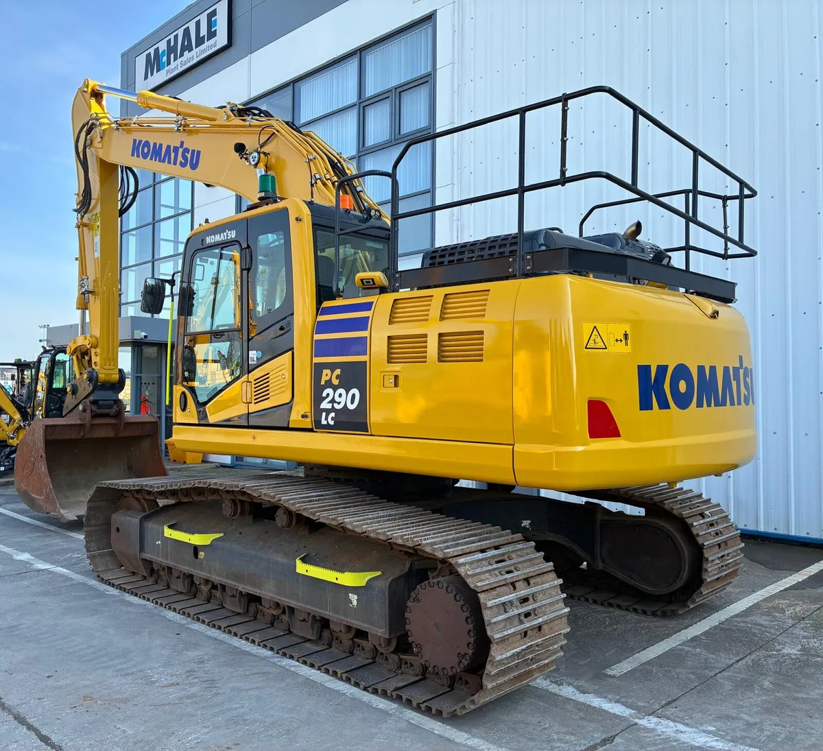 Komatsu PC290LC-11 - Image 1