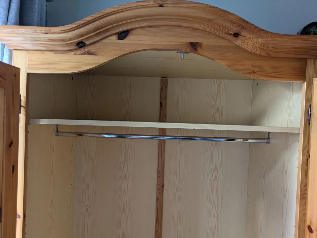 Bedroom Wardrobe - Image 4
