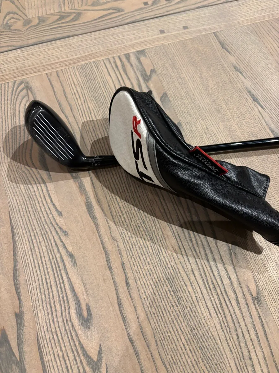 Titleist TSR3 hybrid 19 degree stiff shaft - Image 2