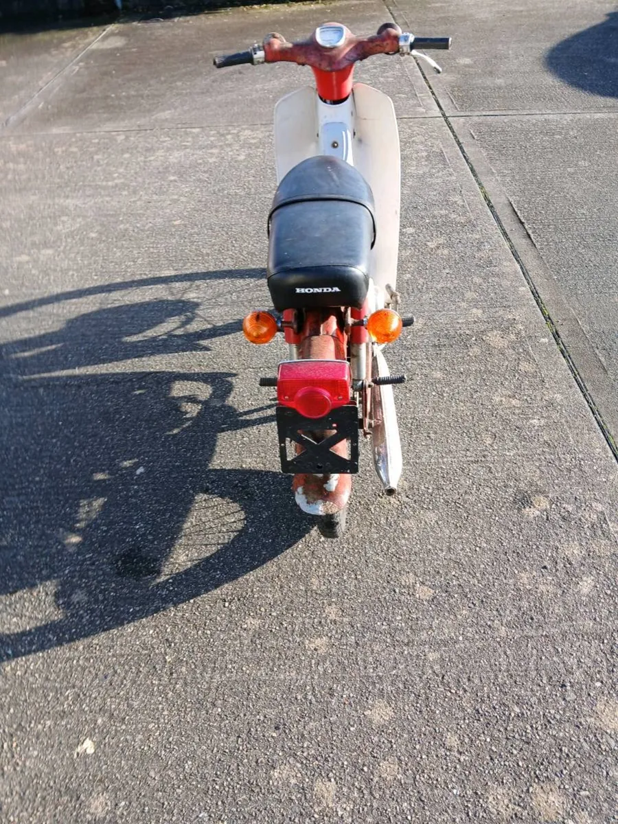 Honda C50 - Image 3