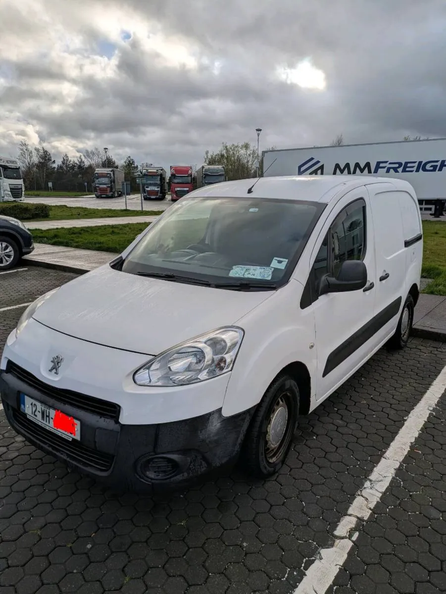 2012 Peugeot Partner - Image 1