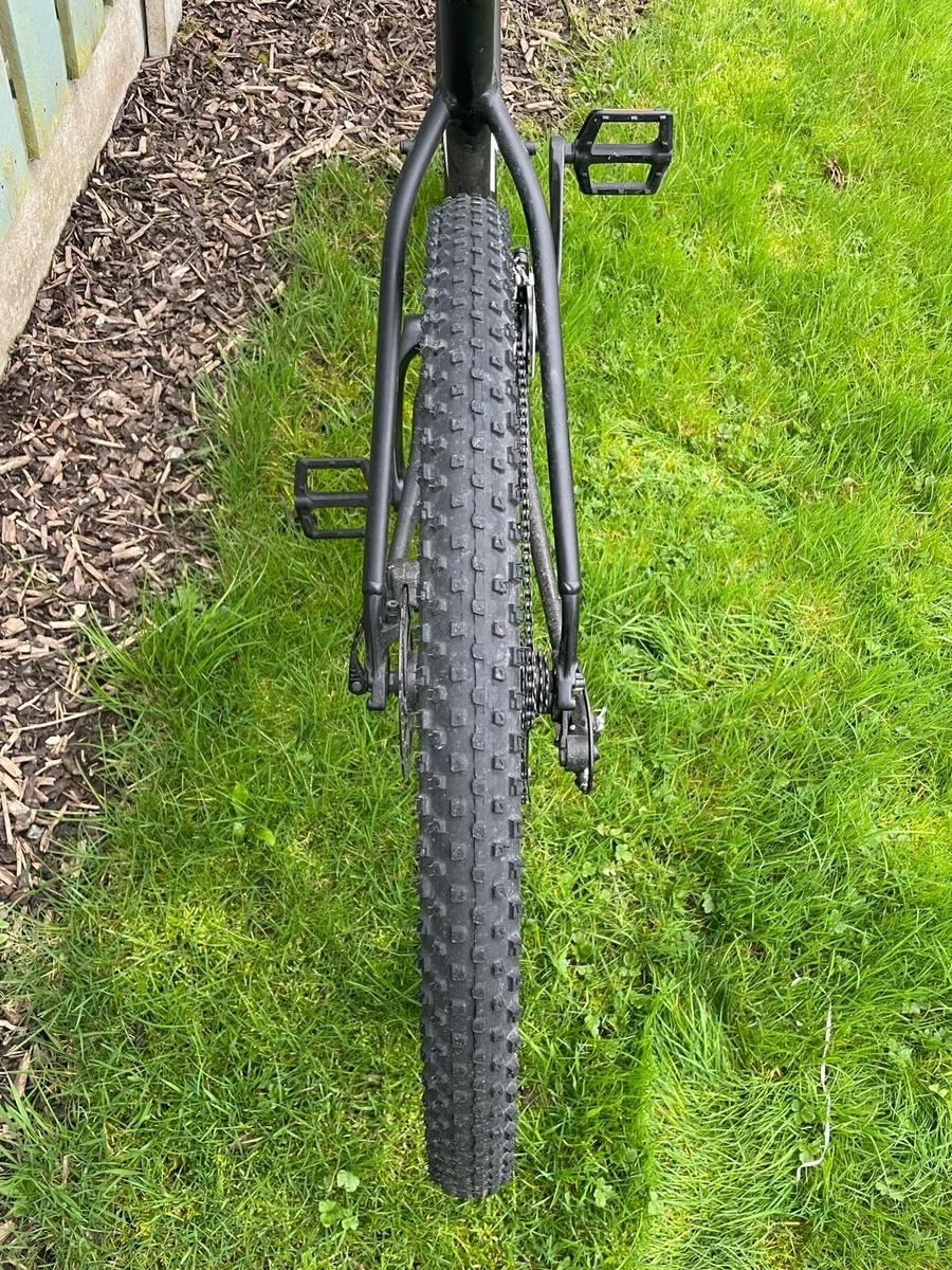 Trek Marlin 5 stiff tail mountain bike - Image 3