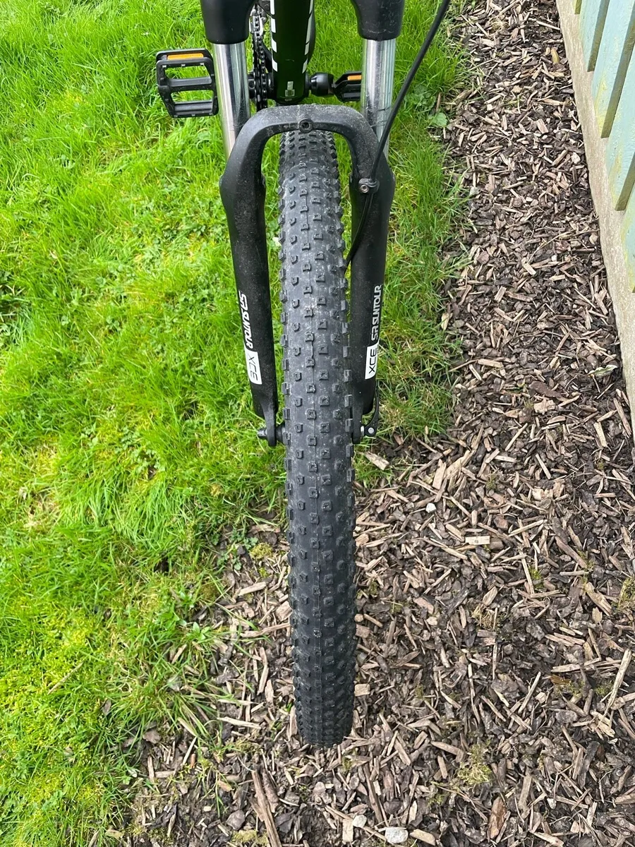 Trek Marlin 5 stiff tail mountain bike - Image 4