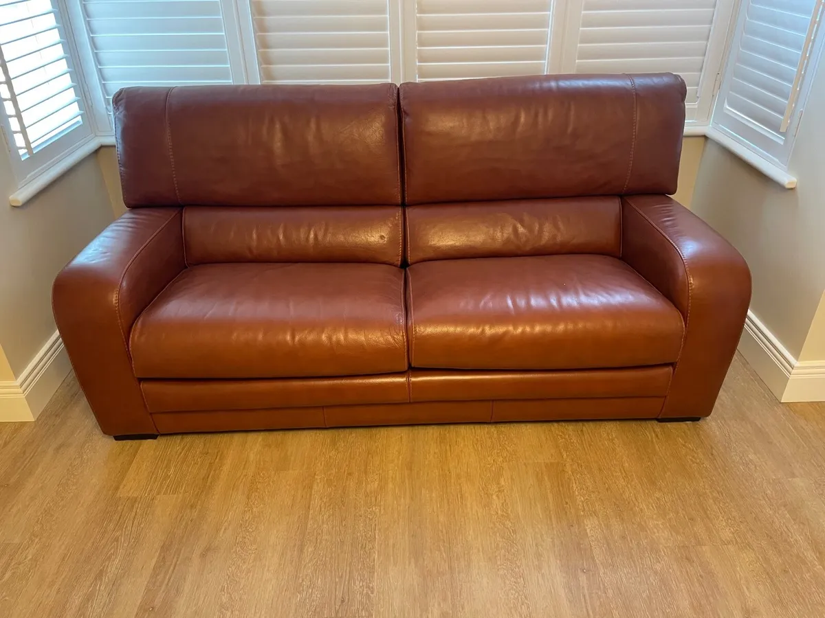 Quality Leather suite available - Image 1