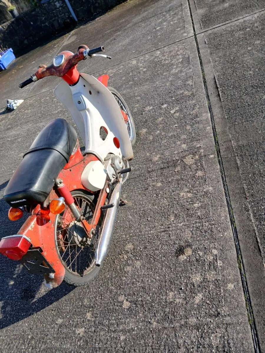 Honda C50 - Image 4