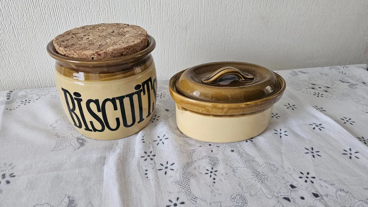 Granville pottery - Image 3