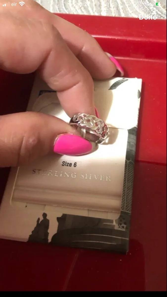 Girls sliver ring size 6 €20 - Image 4