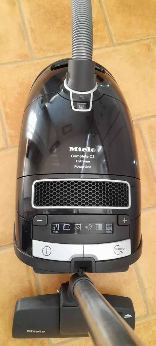 Miele vacuum/Hoover cleaner - Image 1