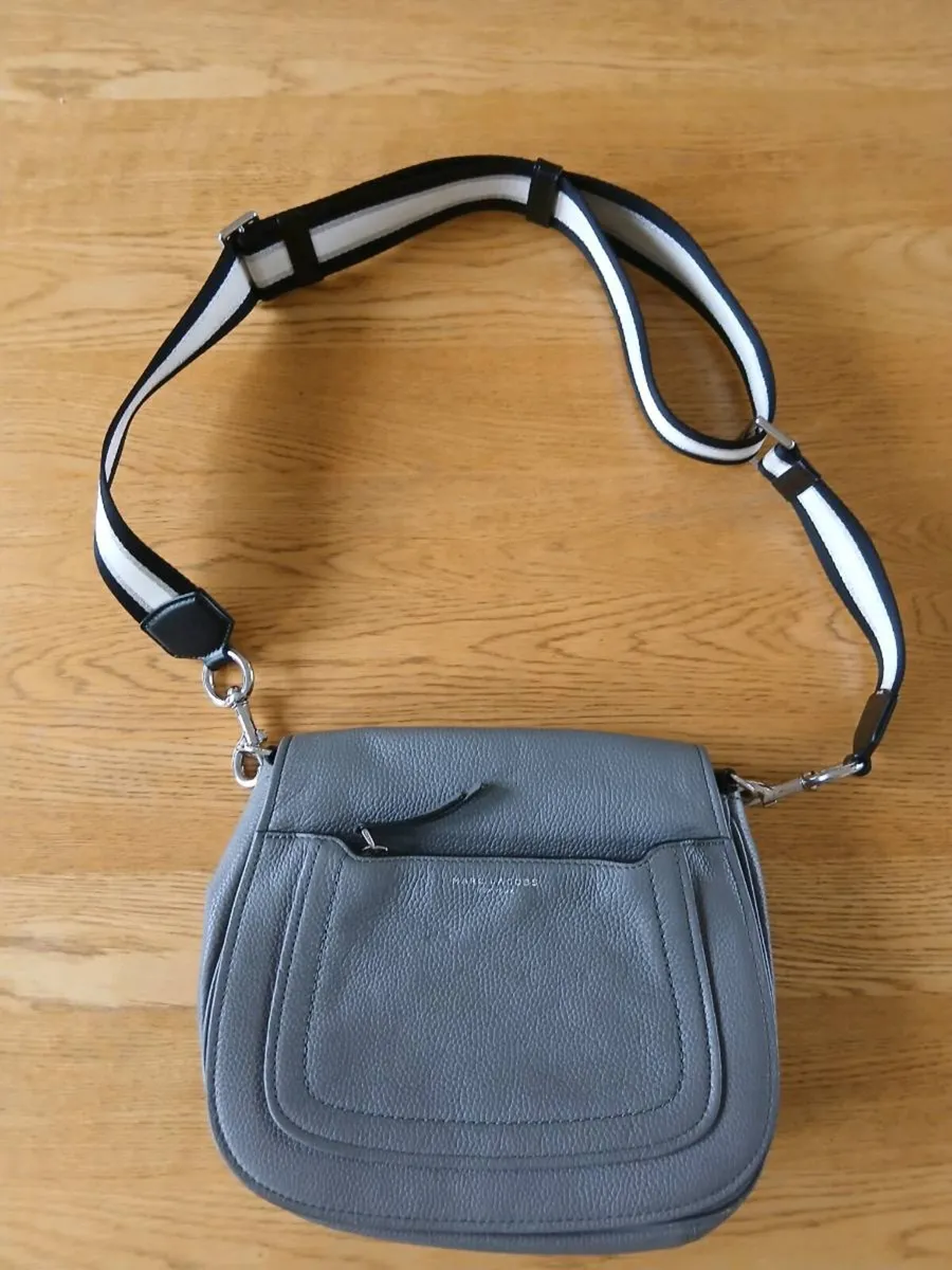 Marc Jacobs Leather Bag. - Image 1