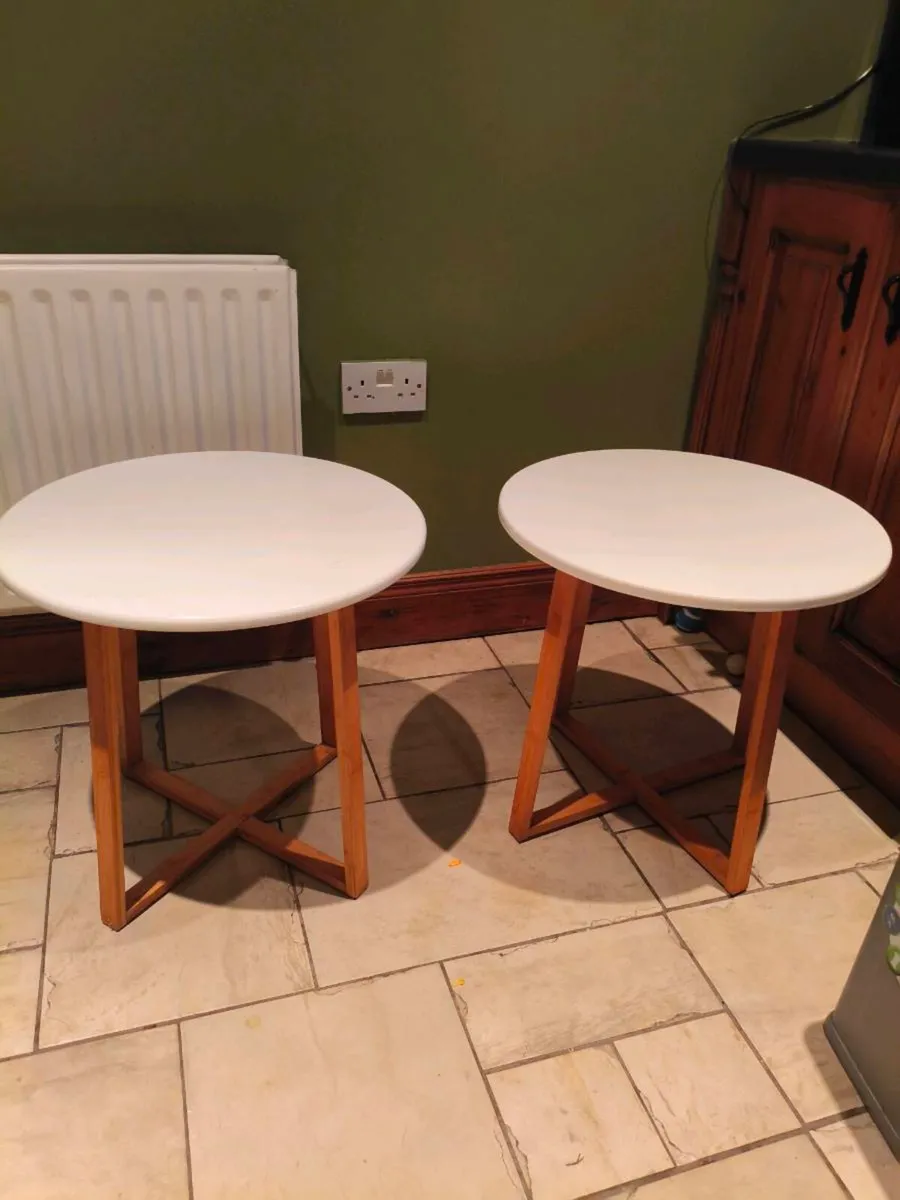 Beautiful new table 2 side tables 60 lot bargain - Image 4