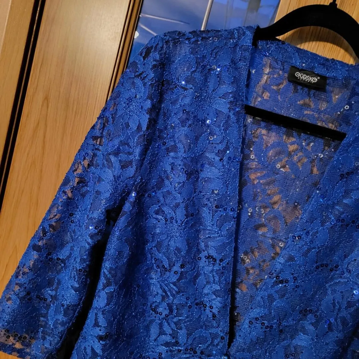 Godske blue lace kimono, Size M (10-12) - Image 2