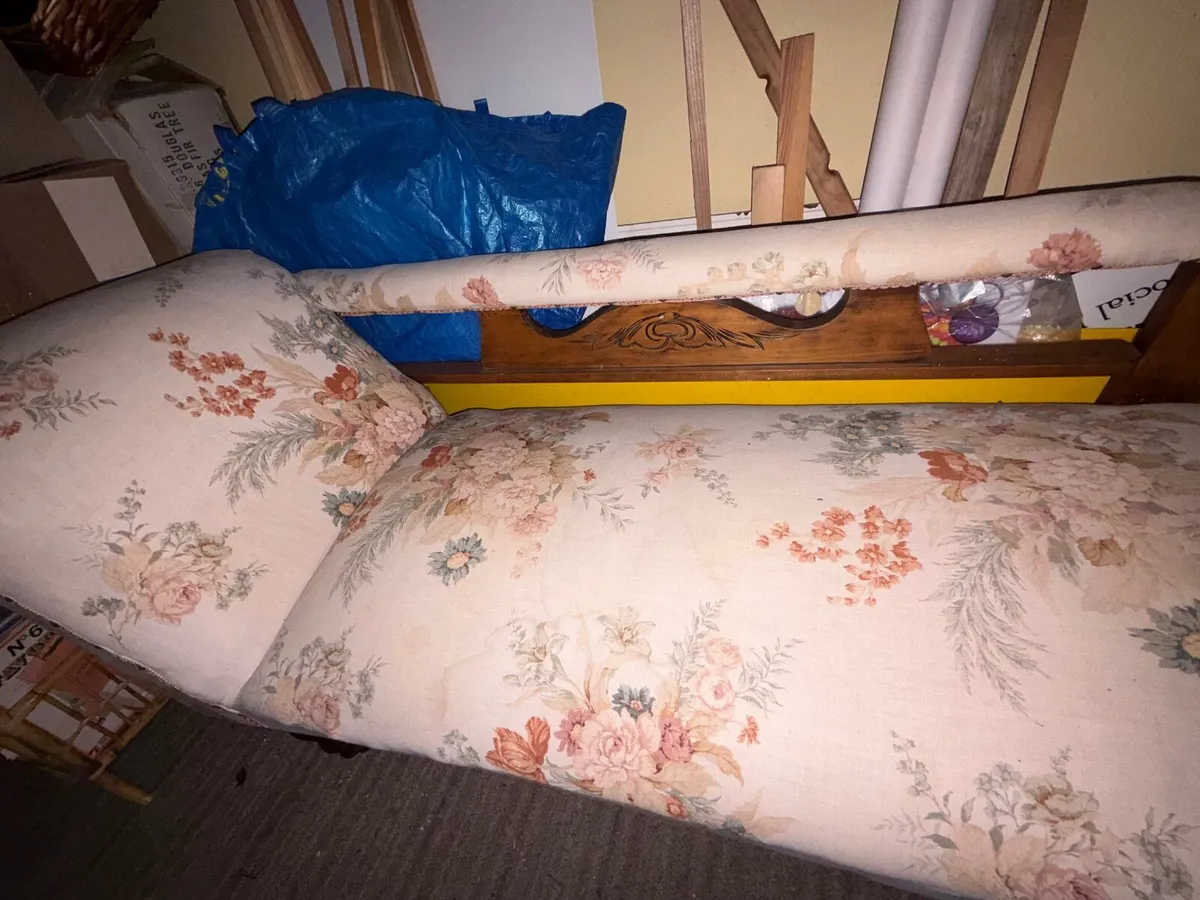 Antique Chaise Longue - Image 4
