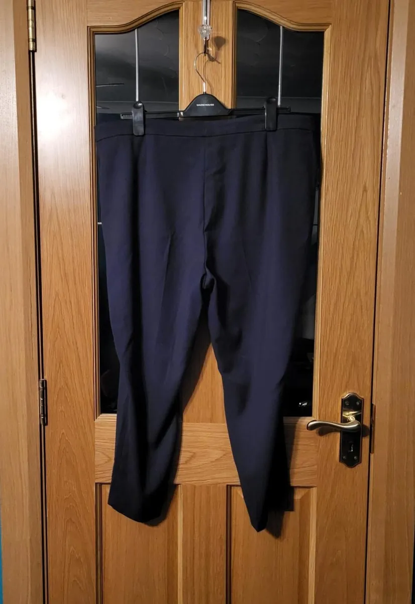 M&S navy trousers, Size 20 Short, BNWT - Image 2