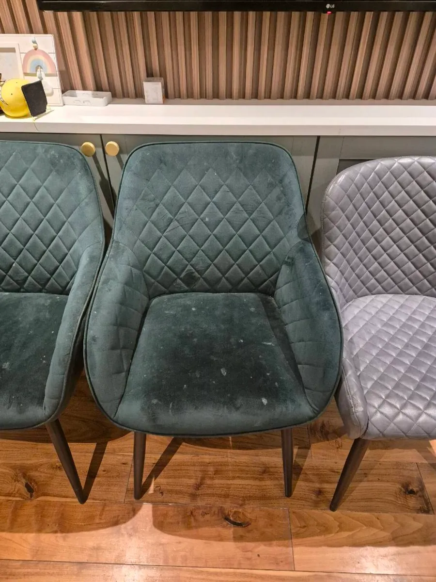 Dining room chairs - Image 3