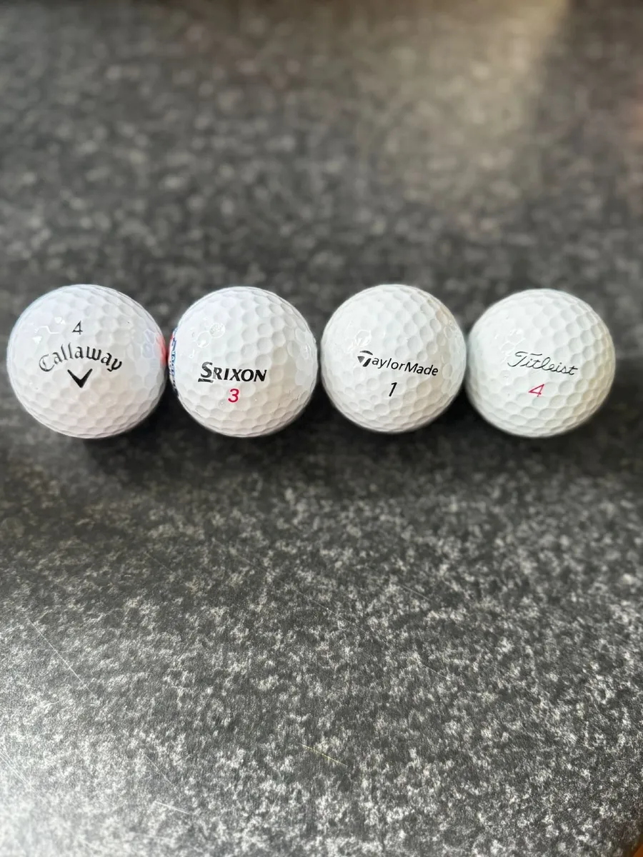 Golf balls - Image 1
