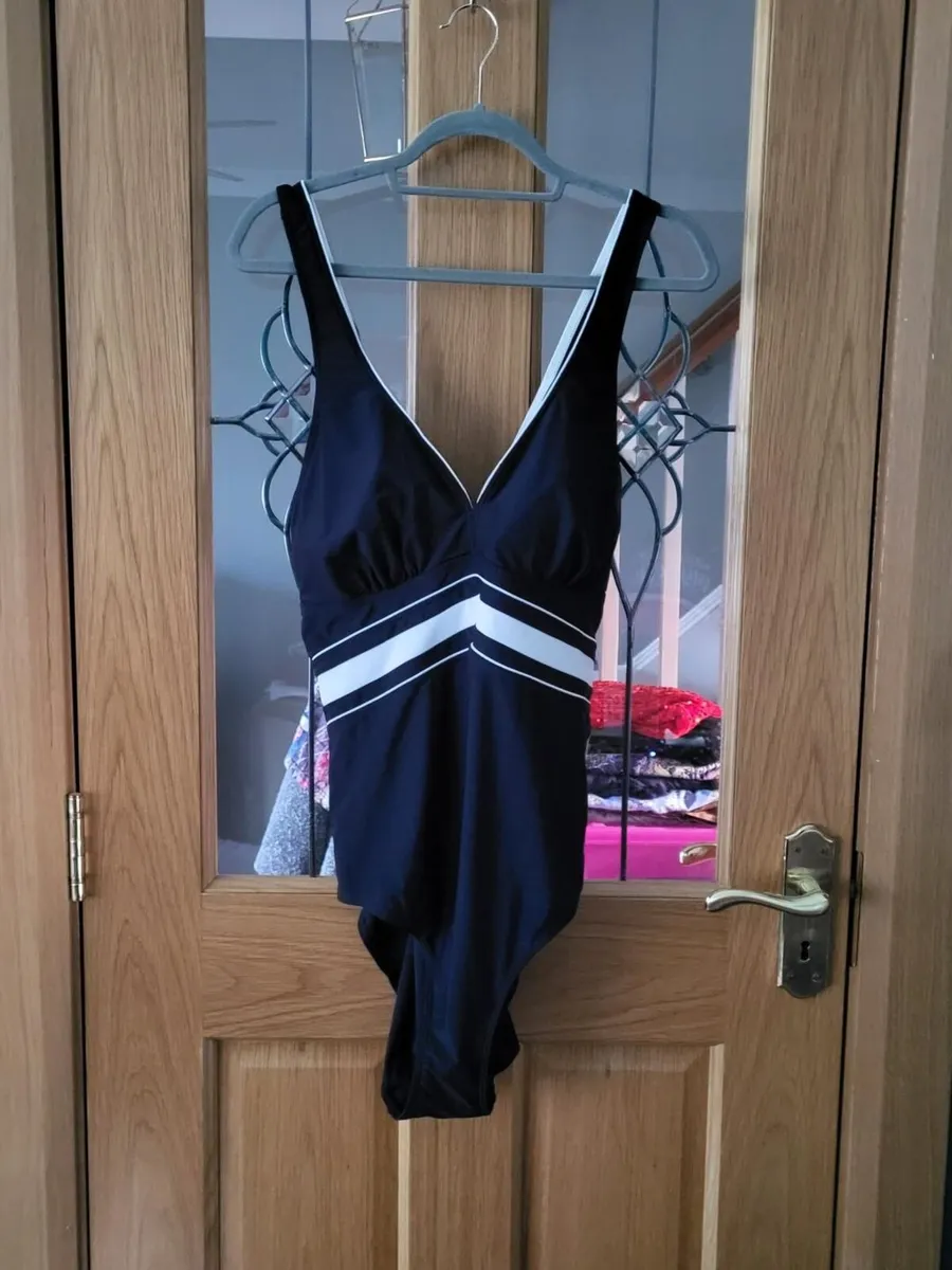 F&F swimsuit, Size 22, BNWT - Image 1