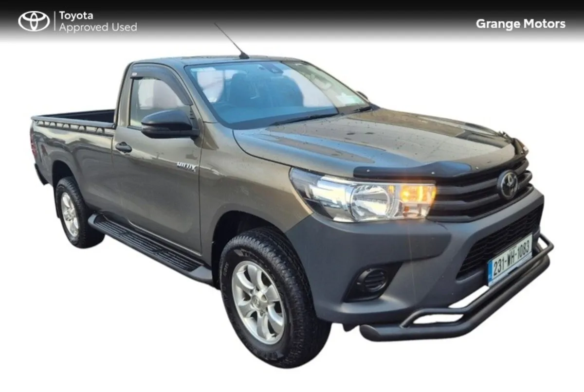Toyota Hilux 2.4 DLX SINGLE CAB 2DR**EXTRAS** - Image 1