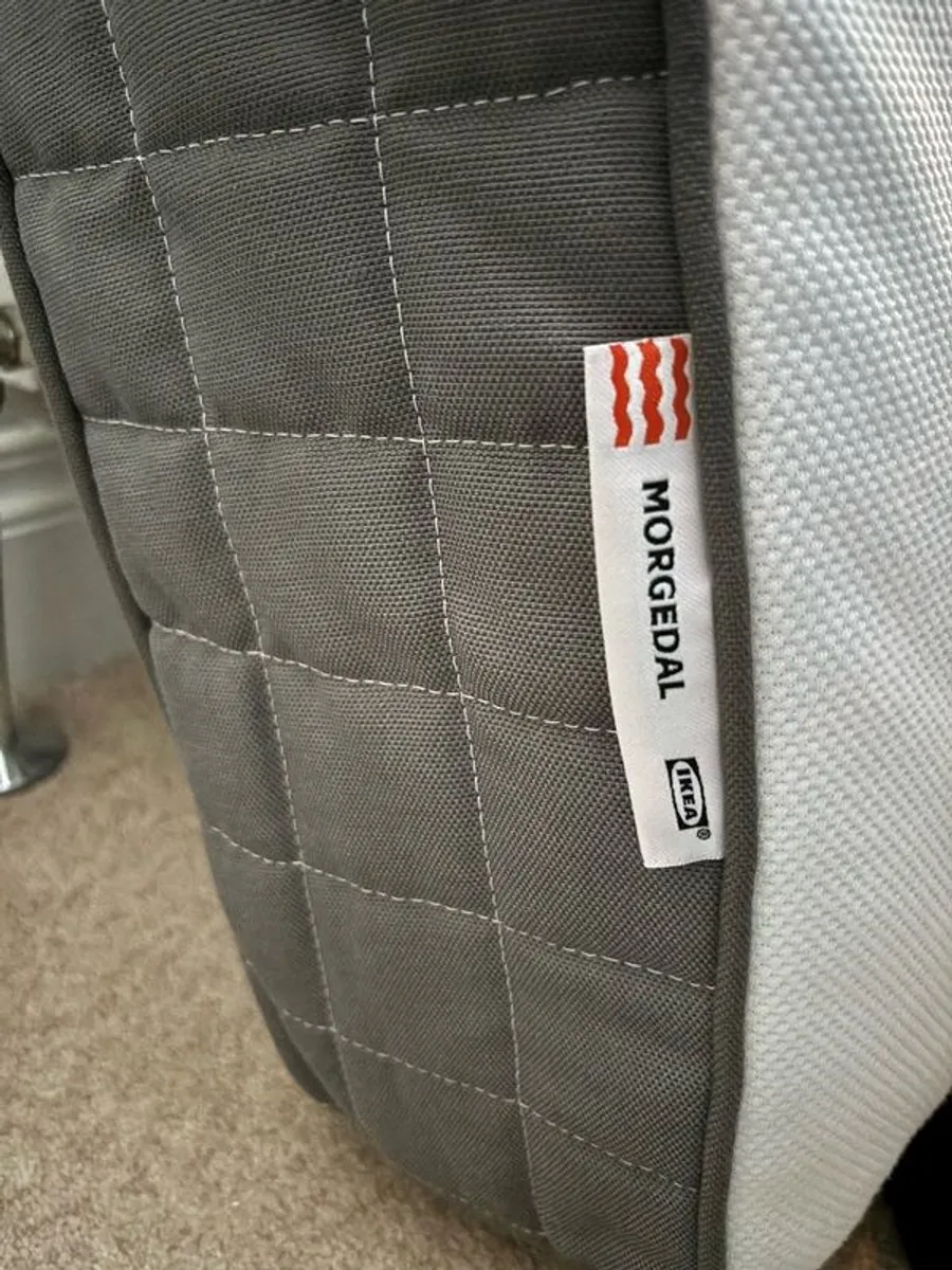 IKEA Morgedal memory foam mattress - Image 3