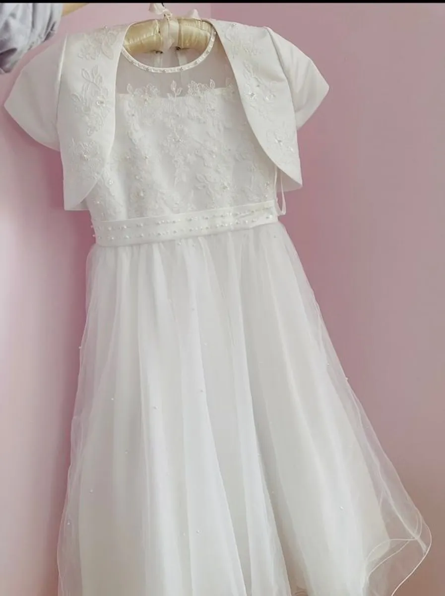 Beautiful full First Communion outfit - Image 1