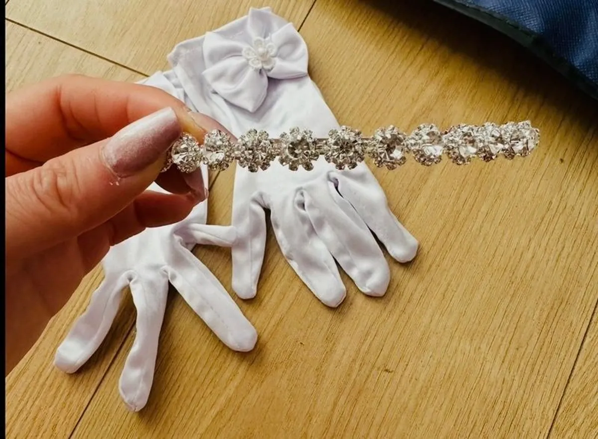 Beautiful full First Communion outfit - Image 2