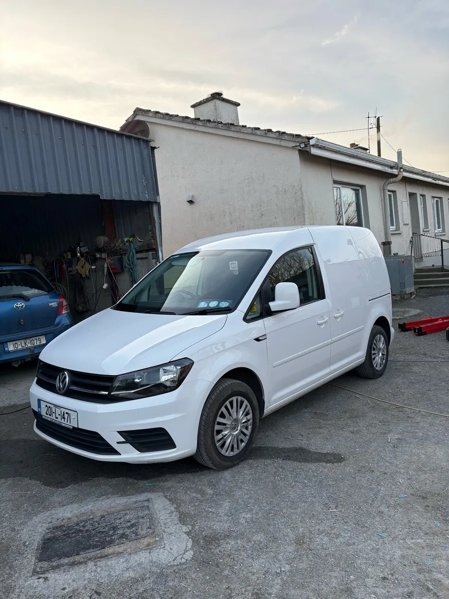 2020 Volkswagen Caddy 2.0L - Image 1