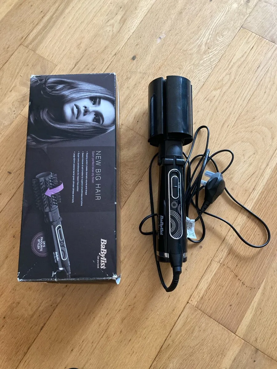 Hair stylist / blow dry finish - Image 4