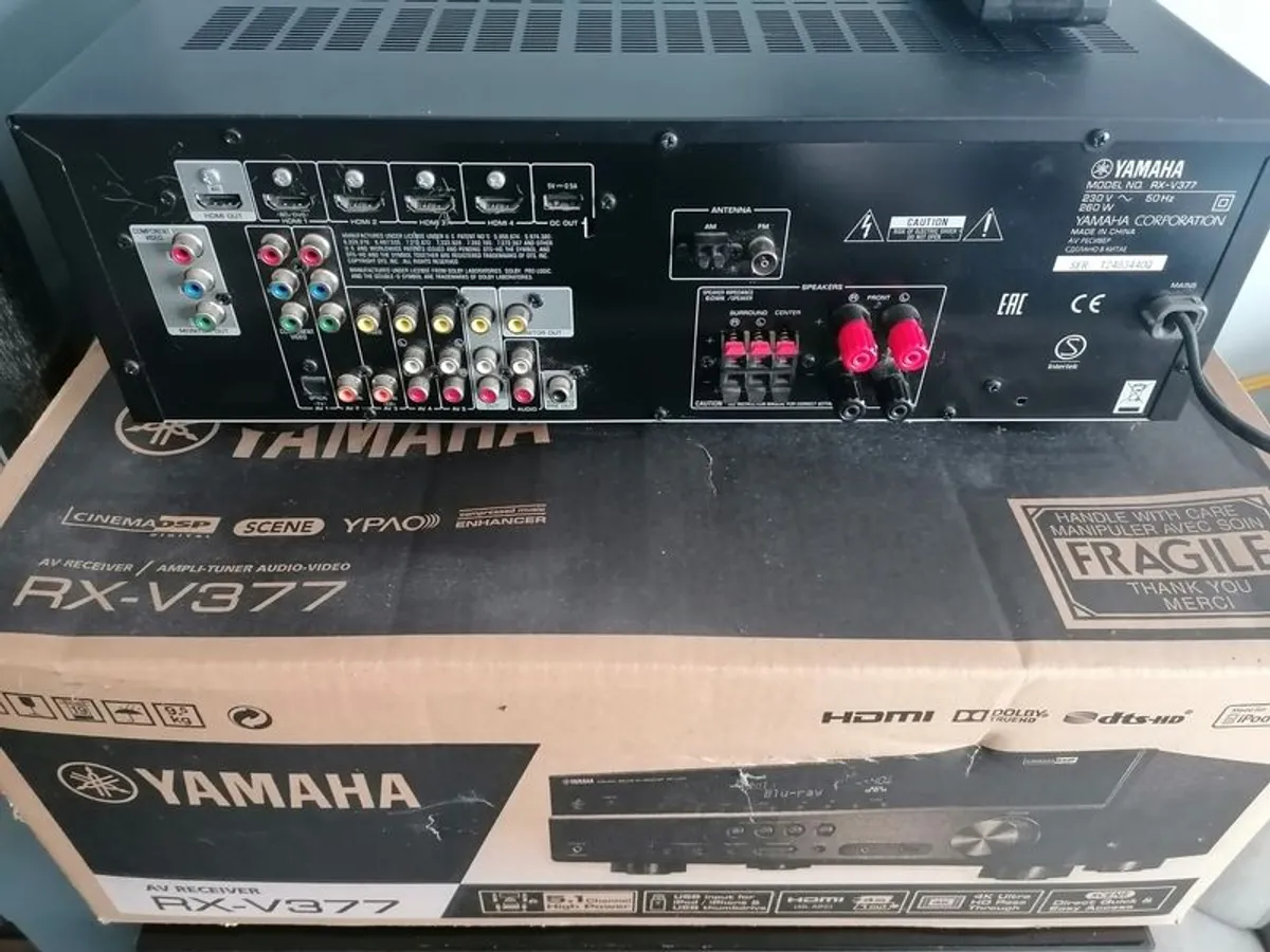 Yamaha RX-V377 - Image 2