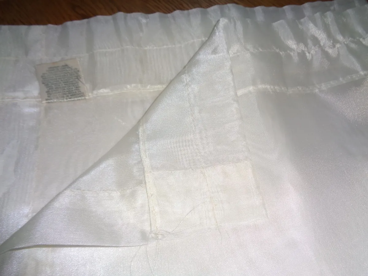 Cream Sheer Curtain for Sale - Image 4